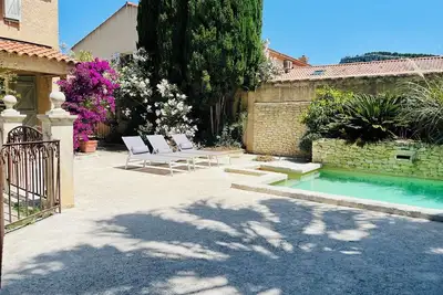 Image de Bastide St Michel-Maison/Bas de villa de charme, piscine, à Cassis, 11 personnes