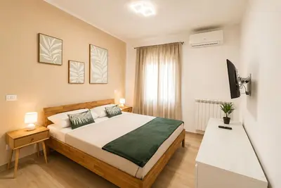 Image de Maison entière avec jardin privé, 2 salles de bain et parking privé