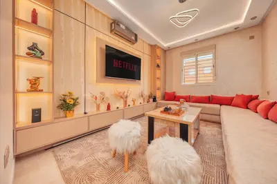 Image de Appartement de Luxe Élégant Résidence Neuve Emplacement Idéal • Parking Gratuit