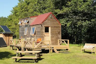 Image de Tiny house dans la prairie, au calme, idéal pour se déconnecter. Sauna