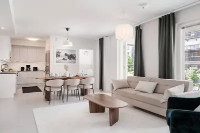 Image de Large 3br • Sauna • Free Parking • Walk to ferries