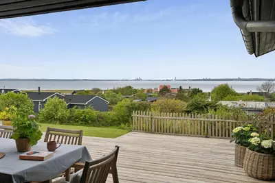 Image de \"Raadengaard\" - 400m from the sea by Interhome
