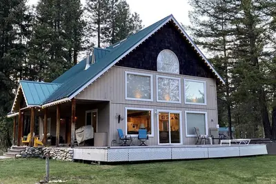 Image de Exceptional Pet-friendly Cottage with Hot Tub for Family and Group Getaways near Leavenworth, Washington