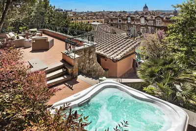 Image de Villa à Rome avec 3 chambres à coucher, 8 couchages