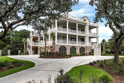 Image de Fascinating Villa with Swimming Pool in Georgetown, South Carolina