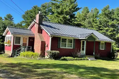 Image de Charming Bluebird Cottage in Rural Liberty, Maine