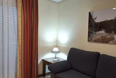 Image de Fully furnished 1-bedroom apartment with a terrace