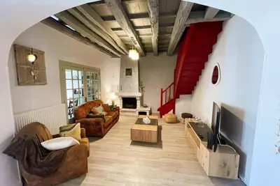 Image de GÃ®te paisible avec piscine et parking - 12 pers.