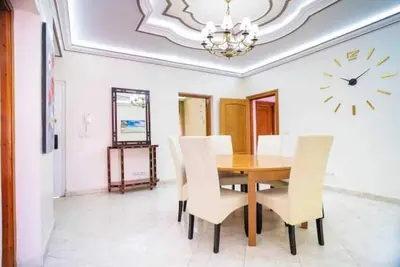 Image de Spacious Family Retreat with Private Garden – Comfort in a Central Location