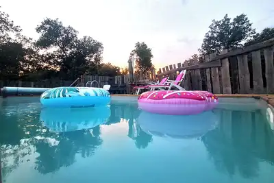 Image de Gîte avec piscine entre Gard, Cévennes et Ardèche. Animaux acceptés!