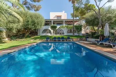 Image de Villa méditerranéenne exclusive avec piscine privée à Cala d'Or