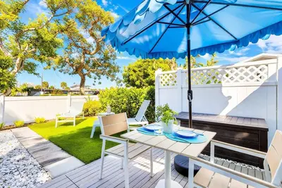 Image de Studio by Lido Beach w heated pool