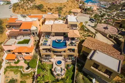 Image de Please Inquire Before Booking – Luxury Villa