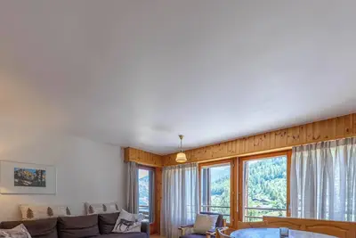 Image de Mont Rouge D2 : Charmant 2, 5 pièces au cœur de Nendaz avec vue panoramique