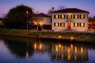 Image de « Villa Venezia » : Villa historique sur la Brenta entre Venise et Padoue