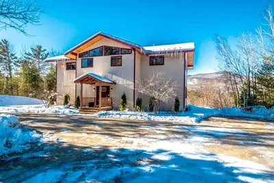 Image de Beautiful Villa with Hot-tub and Barbecue in Bartlett, New Hampshire