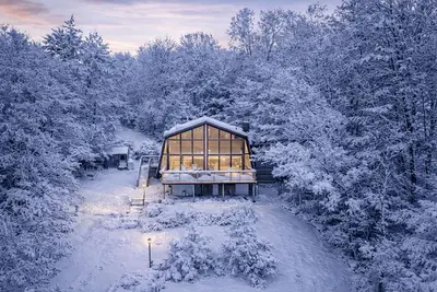 Image de Charming Cabin with Hot-tub and Amazing Vistas in Jackson, New Hampshire