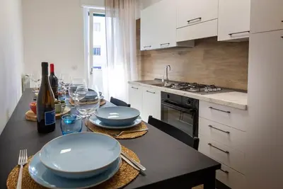 Image de Appartement 'La Casa Di Gio Mar 2' avec balcon, Wi-Fi et climatisation