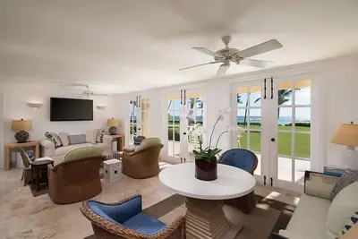 Image de Punta Cana Hideaway | 2br Suite, Beach Front | Pets Allowed | Free Parkinng