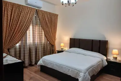 Image de Modern 3‑Bedroom Apartment with Full Amenities & Easy Access in Amman