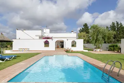 Image de Alojamiento Rural Suroestes : refuge andalou avec piscine privée près de Conil et Chiclana