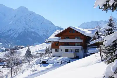 Image de « Vue sur la vallée » dans la maison d'hôtes sur la montagne