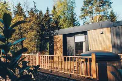 Image de Unwind on your own terrace, with the hot tub as the warm heart of your Veluwe getaway