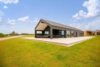 Image de Beautiful home in Lemvig with sauna