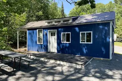 Image de New Loft Cabin Fully Furnished with Picnic Space in Bayfield, Wisconsin