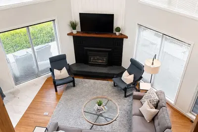 Image de Fully Stocked Southampton Cottage Close to the Beach