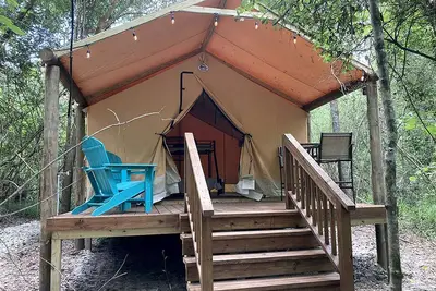 Image de Serene Safari Tent Incredible for Nature Lovers in Livingston, Texas