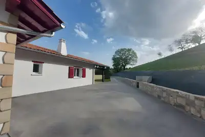Image de Gîte Rural Gure Lana : maison de vacances avec vue montagne, Wi-Fi et climatisation