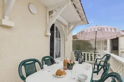 Image de Plage à 100m, appartement avec terrasse pour 4