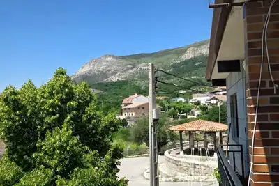 Image de Maison de vacances 'Vivienda Turística El Laurel' avec vue montagne, terrasse privée et Wi-Fi