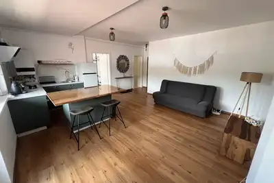Image de Bright Loft Apartment for the Modern Minimalist with A/C, Internet, and Parking