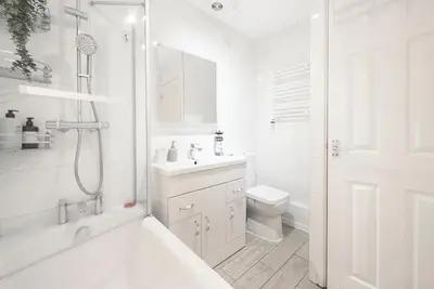 Image de Stylish Apt·Canals·2 x Free Parking·Sleeps 6