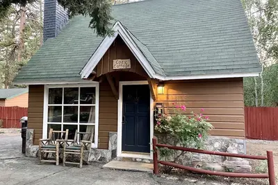 Image de Serene and Cozy Cottage in Big Bear California, Perfect for a Weekend Getaway from San Bernadino
