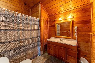 Image de Ely Pet-Friendly Cabin Rental for Memorable Lakeside Vacations in Minnesota
