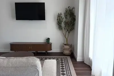 Image de Stylish New - Build Duplex Retreat - B