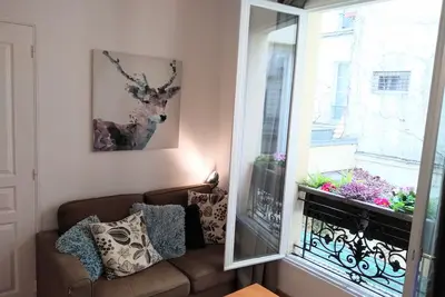 Image de A 15 min du centre de Paris, petit appartement parfait pour vos balades