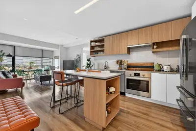 Image de 2-bedroom Lux Apt in Seaport next to Convention Center