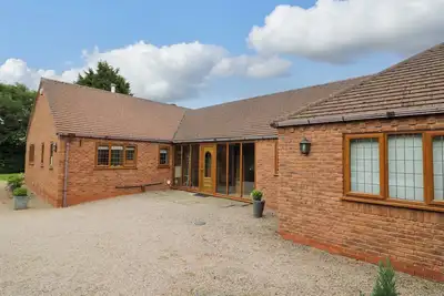 Image de Meadow View Bungalow, pet friendly, with open fire in Droitwich Spa