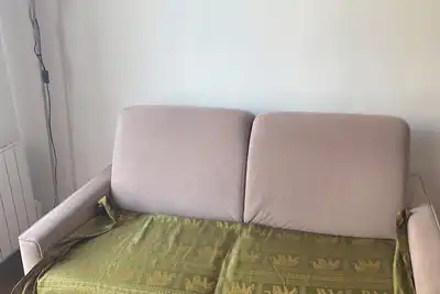 Image de Appartement parisien typique pour 4 personnes - Paris 15 - parquet moulures