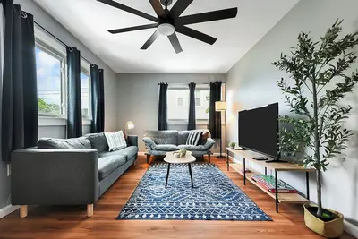 Image de Funky family home: ping pong, workspace & comfort