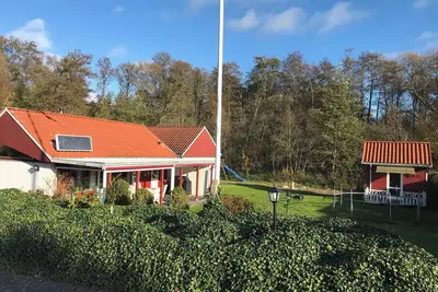 Image de Family-friendly house near the beach and marina