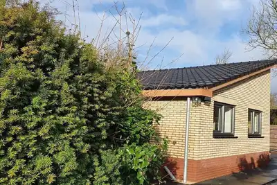 Image de Bungalow avec jardin à Dirkshorn
