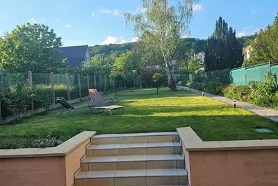 Image de Appartement cosy avec jardin près de Paris en Aout seulement