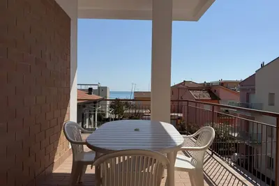 Image de M467 - Marcelli, three-room apartment with sea-view terrace