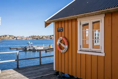 Image de Åsebua - Renovated rorbu with seaview