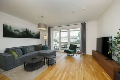 Image de Luxury 4-Room Apt in Boutique-Style I Prime Location I Family-Friendly I Balcony I Kitchen I Netflix I Free Parking I 110 m2